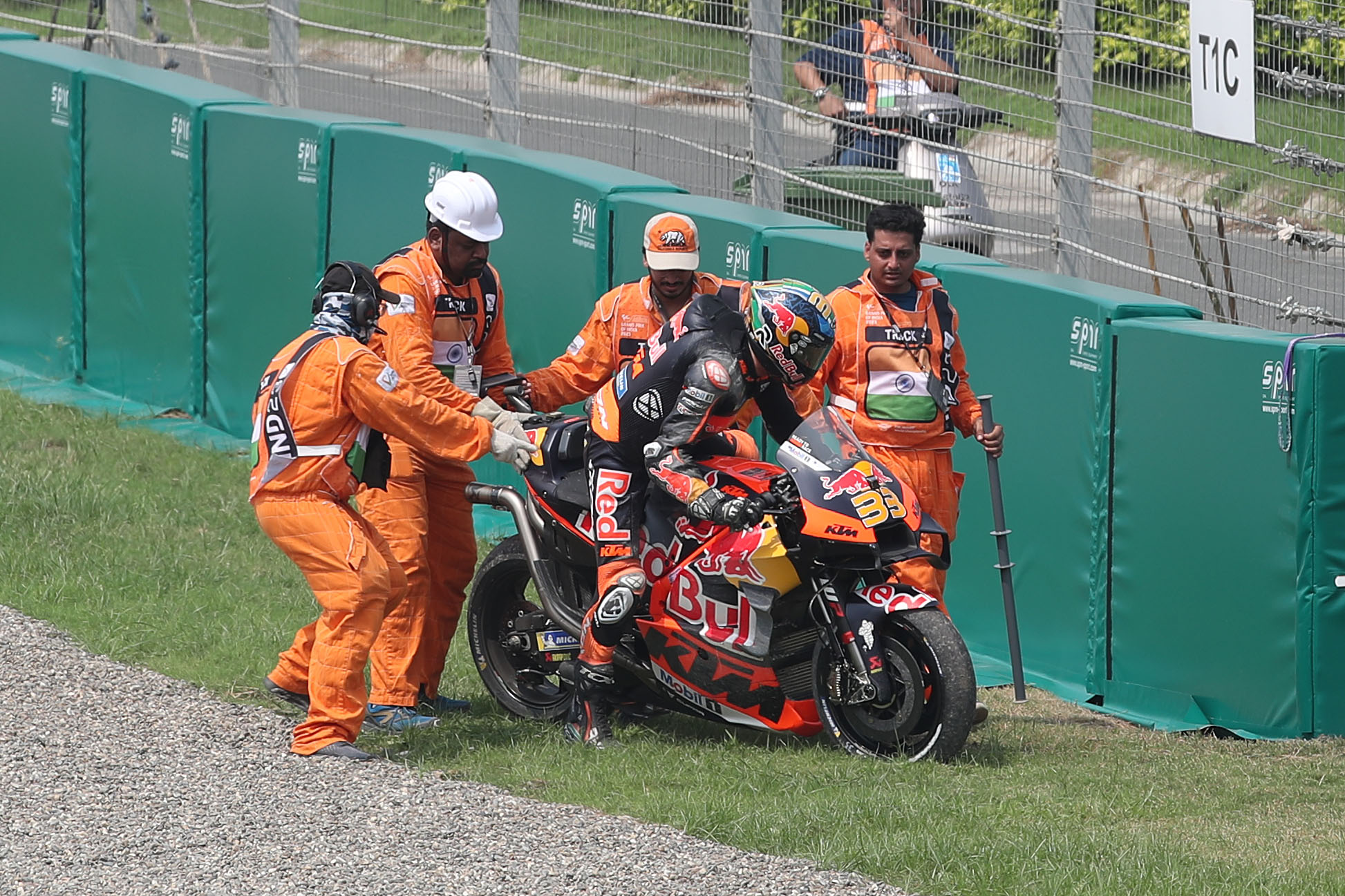 Brad Binder crash, Indian MotoGP, 22 September