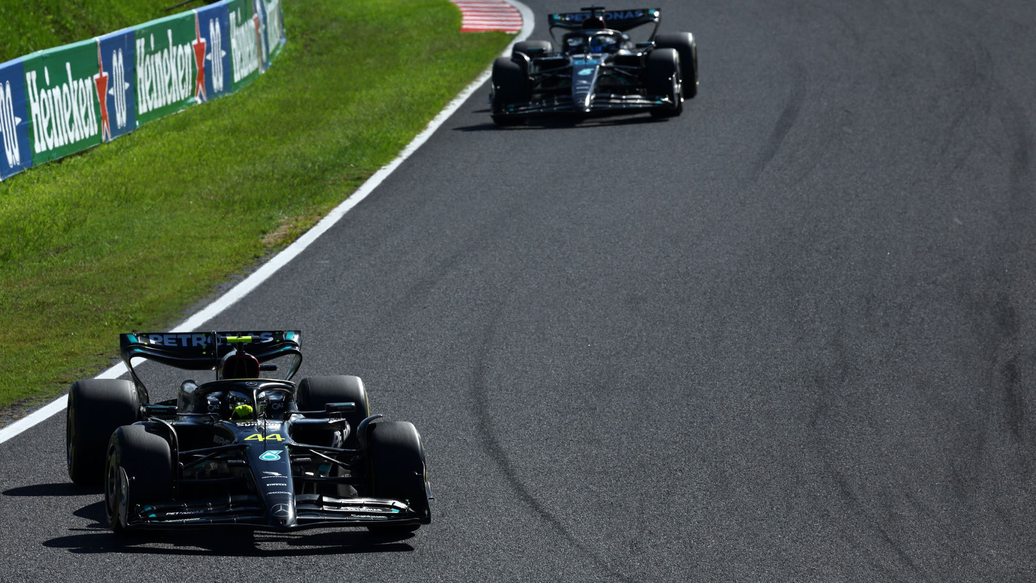 Lewis Hamilton (GBR) Mercedes AMG F1 W14. Formula 1 World Championship, Rd 17, Japanese Grand Prix, Suzuka, Japan, Race