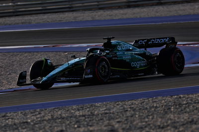 Lance Stroll (CDN) Aston Martin F1 Team AMR23. Kejuaraan Dunia Formula 1, Rd 18, Grand Prix Qatar, Doha, Qatar, Sprint