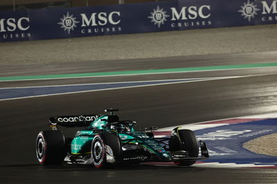 Lance Stroll (CDN ) Tim F1 Aston Martin AMR23.Kejuaraan Dunia Formula 1, Rd 18, Grand Prix Qatar, Doha, Qatar, Sprint