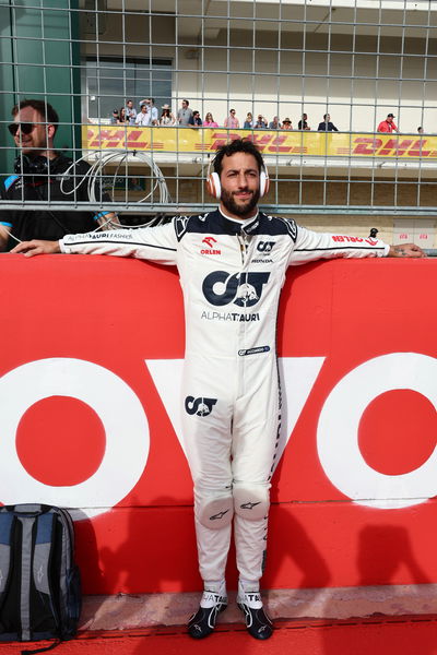 Daniel Ricciardo (AUS) AlphaTauri on the grid. Formula 1 World Championship, Rd 19, United States Grand Prix, Austin,