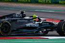 Lewis Hamilton (GBR) Mercedes AMG F1 W14 celebrates at the end of the race. Formula 1 World Championship, Rd 19, United