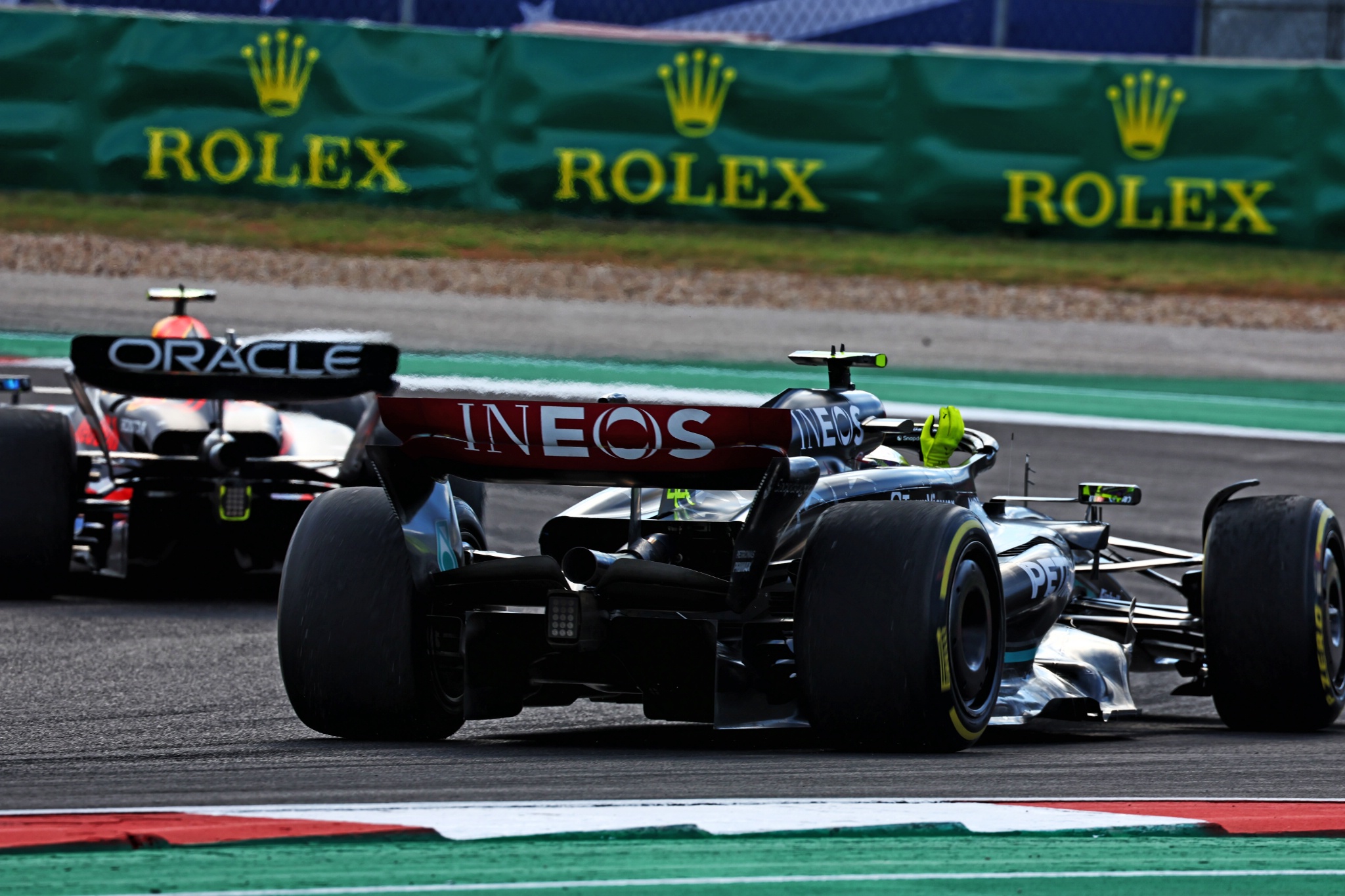 Lewis Hamilton (GBR) Mercedes AMG F1 W14 celebrates at the end of the race. Formula 1 World Championship, Rd 19, United