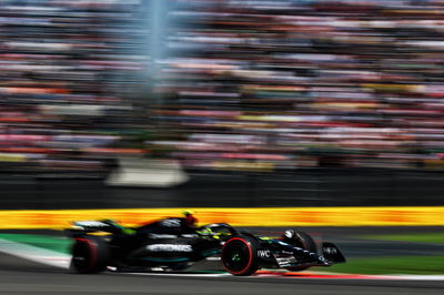 Lewis Hamilton (GBR ) Mercedes AMG F1 W14.Kejuaraan Dunia Formula 1, Rd 20, Grand Prix Meksiko, Mexico City, Meksiko,