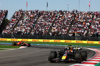 Max Verstappen (NLD ) Red Bull Racing RB19. Kejuaraan Dunia Formula 1, Rd 20, Grand Prix Meksiko, Mexico City, Meksiko,