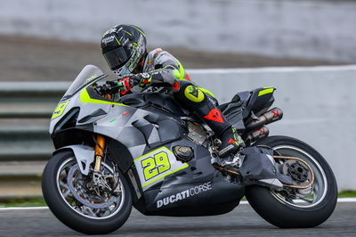 Andrea Iannone, Jerez WorldSBK Test, 31 October