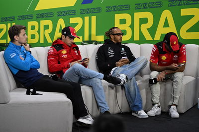 (L to R): Logan Sargeant (USA) Williams Racing; Charles Leclerc (MON) Ferrari; Lewis Hamilton (GBR) Mercedes AMG F1; and