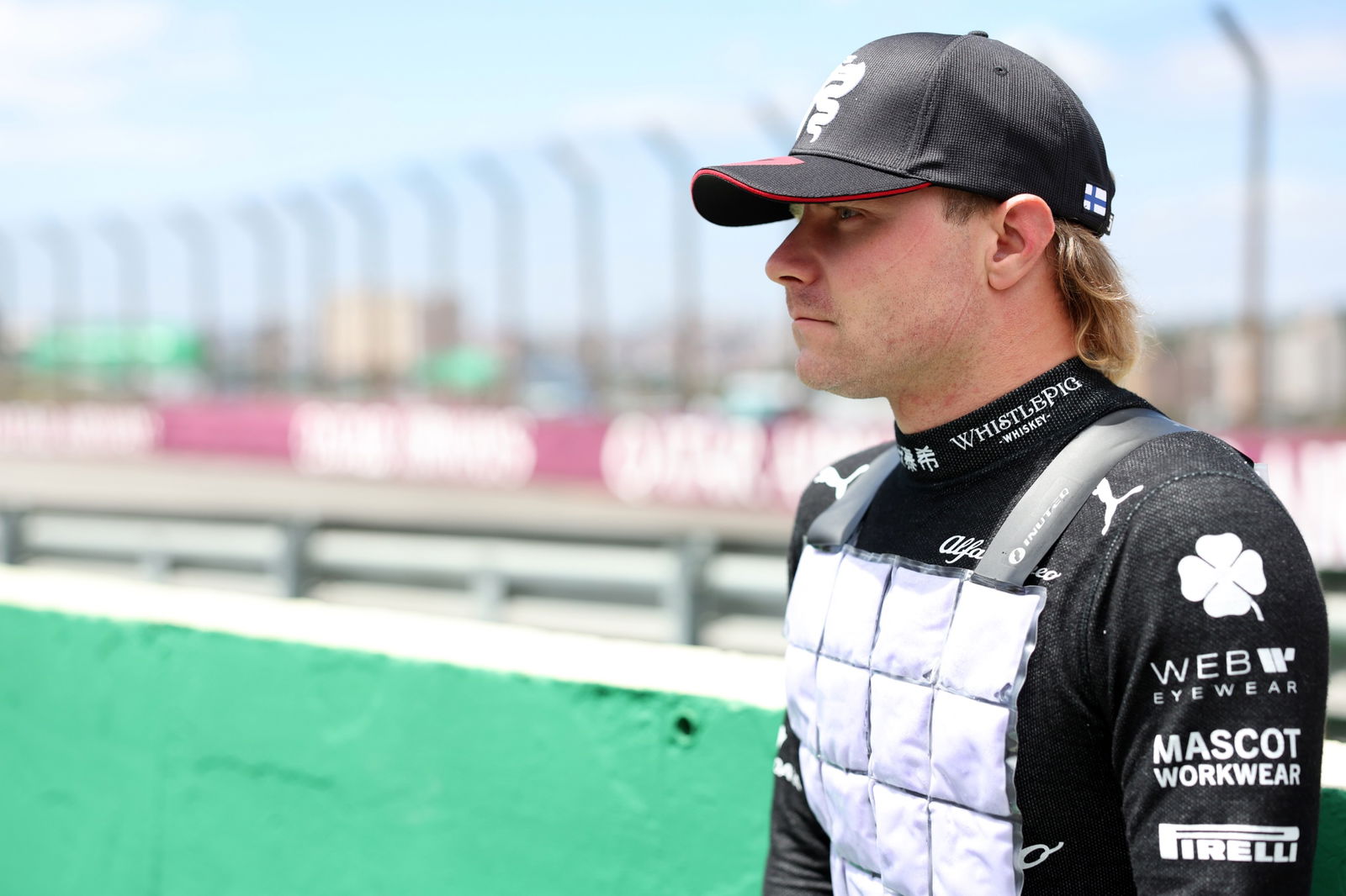 Valtteri Bottas (FIN) Alfa Romeo F1 Team on the grid. Formula 1 World Championship, Rd 21, Brazilian Grand Prix, Sao