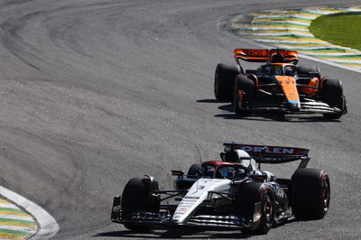 Daniel Ricciardo (AUS) AlphaTauri AT04. Kejuaraan Dunia Formula 1, Rd 21, Grand Prix Brasil, Sao Paulo, Brasil, Balapan