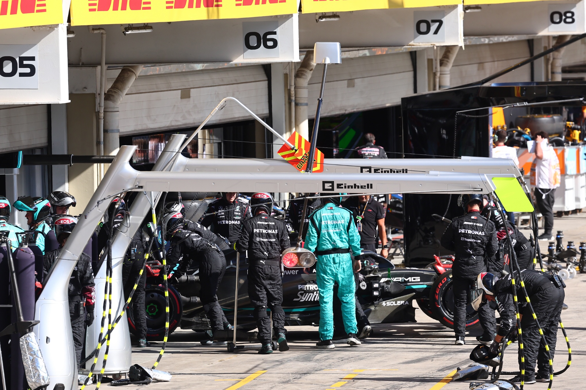 George Russell (GBR) Mercedes AMG F1 W14 retired from the race. Formula 1 World Championship, Rd 21, Brazilian Grand Prix,