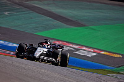 Daniel Ricciardo (AUS ) AlphaTauri AT04.Kejuaraan Dunia Formula 1, Rd 21, Grand Prix Brasil, Sao Paulo, Brasil, Balapan