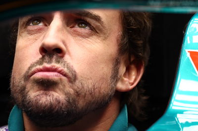 Fernando Alonso (ESP ) Tim F1 Aston Martin AMR23.Kejuaraan Dunia Formula 1, Rd 22, Grand Prix Las Vegas, Las Vegas,