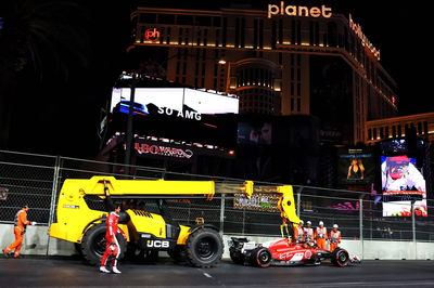 Carlos Sainz Jr (ESP) Ferrari SF-23 stopped on circuit after hitting a manhole cover. Formula 1 World Championship, Rd 22,