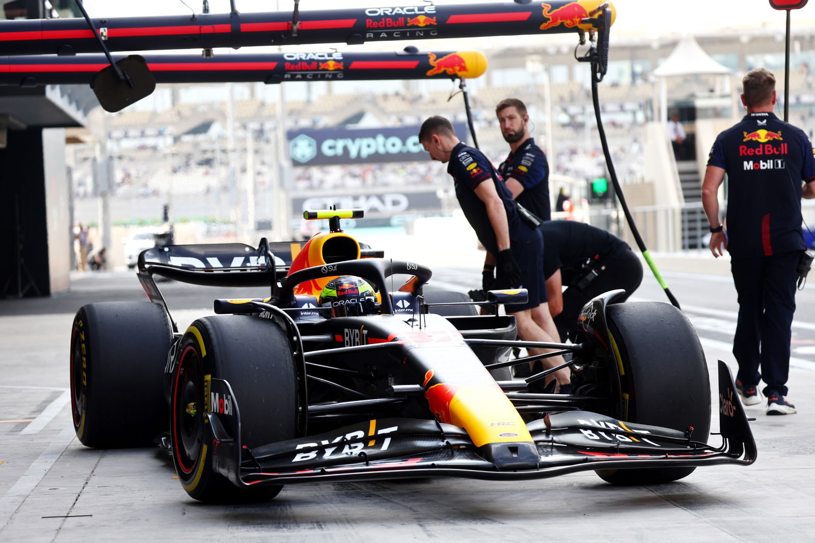 Isack Hadjar (FRA) Red Bull Racing RB19 Test Driver. Formula 1 World Championship, Rd 23, Abu Dhabi Grand Prix, Yas Marina