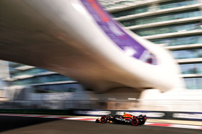 Max Verstappen (NLD) Red Bull Racing RB19. Formula 1 World Championship, Rd 23, Abu Dhabi Grand Prix, Yas Marina Circuit,