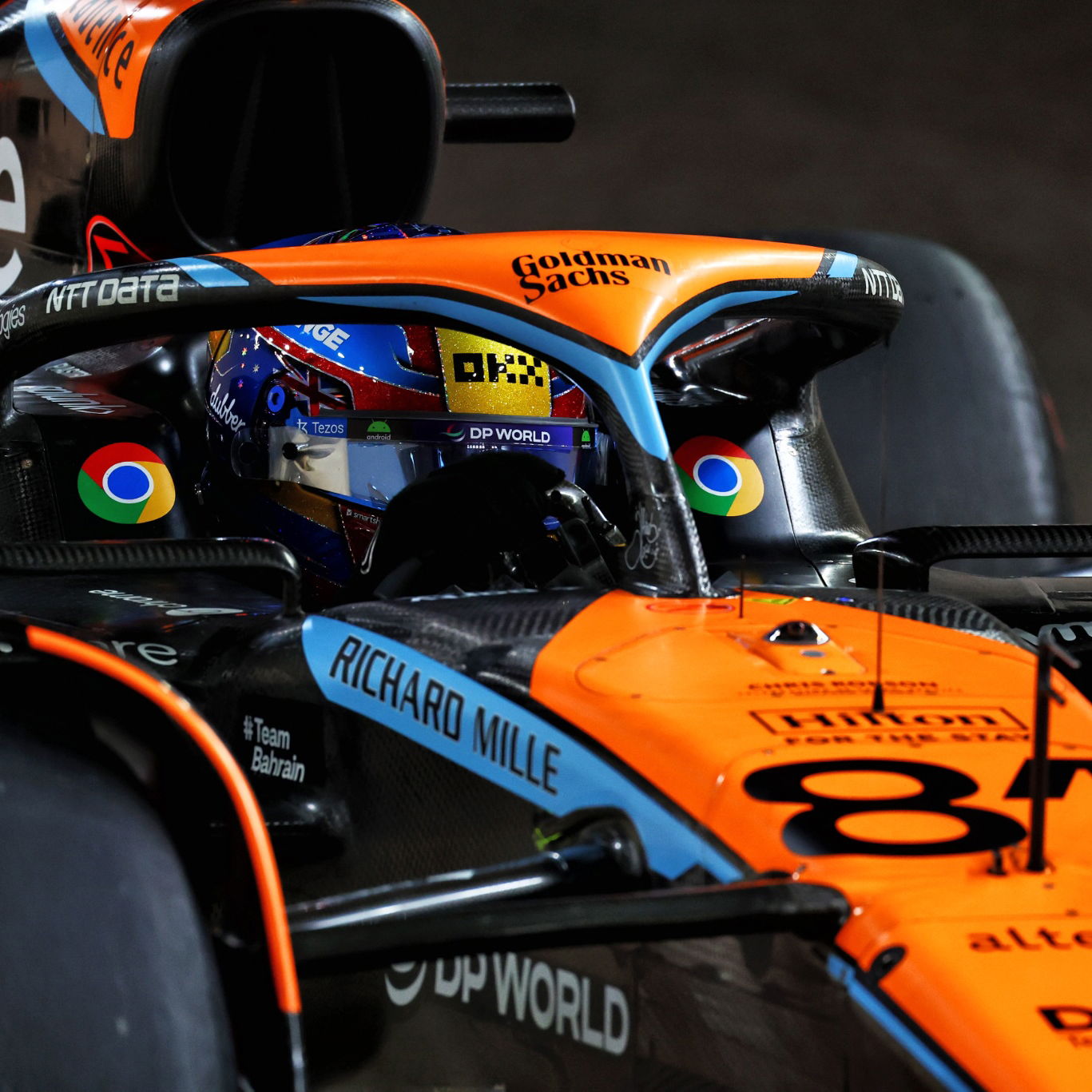 Oscar Piastri (AUS) McLaren MCL60 leaves the pits. Formula 1 World Championship, Rd 23, Abu Dhabi Grand Prix, Yas Marina