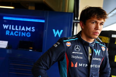 Alexander Albon (THA) Williams Racing. Formula 1 Testing, Yas Marina Circuit, Abu Dhabi, Tuesday.- www.xpbimages.com,