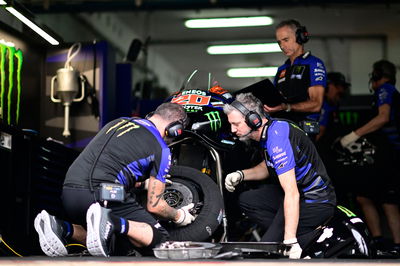 Yamaha mechanics, Sepang MotoGP test, 8 February