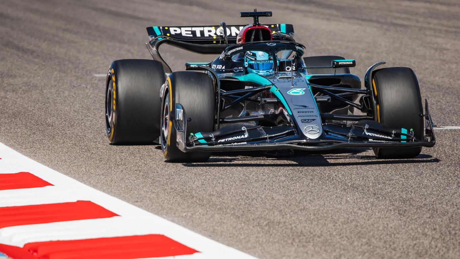 George Russell (GBR) Mercedes AMG F1 W15. Formula 1 Testing, Sakhir, Bahrain, Day One.- www.xpbimages.com, EMail: