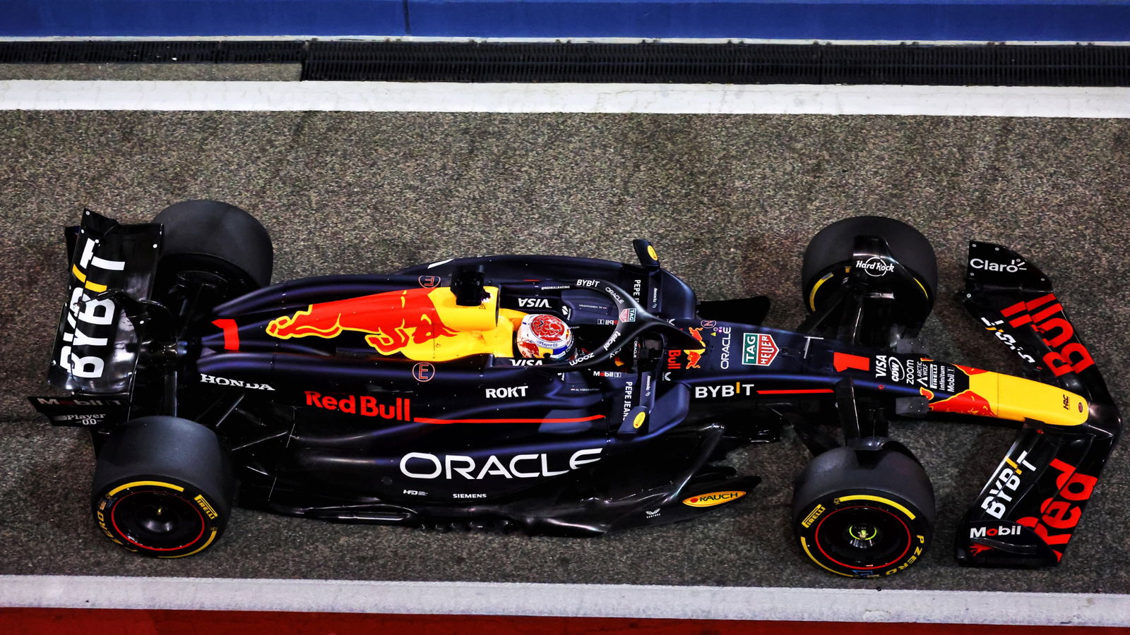 Max Verstappen (NLD) Red Bull Racing RB20. Formula 1 Testing, Sakhir, Bahrain, Day One. - www.xpbimages.com, EMail:
