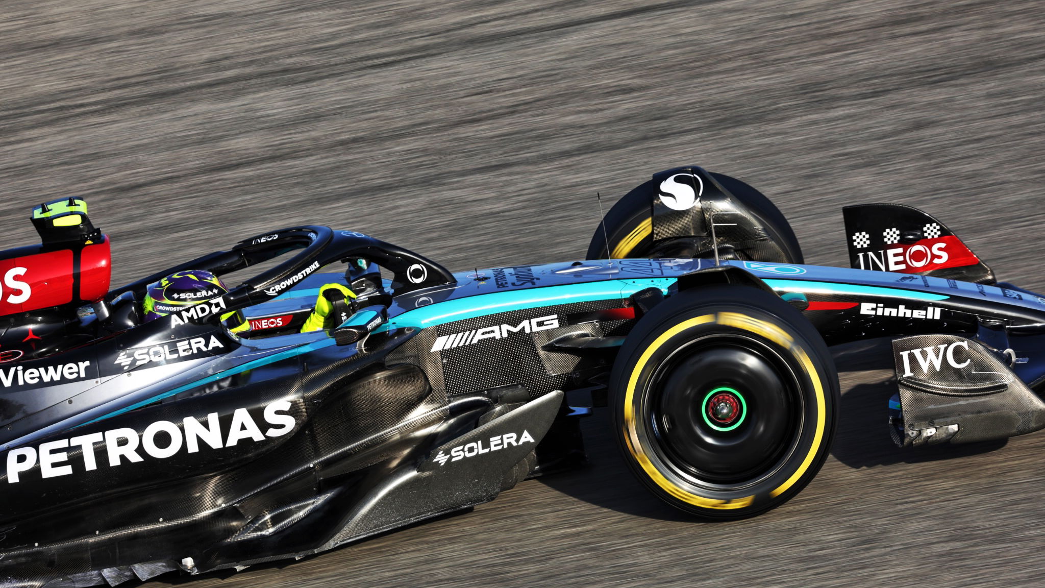 Lewis Hamilton (GBR) Mercedes AMG F1 W15. Formula 1 Testing, Sakhir, Bahrain, Day Two.- www.xpbimages.com, EMail: