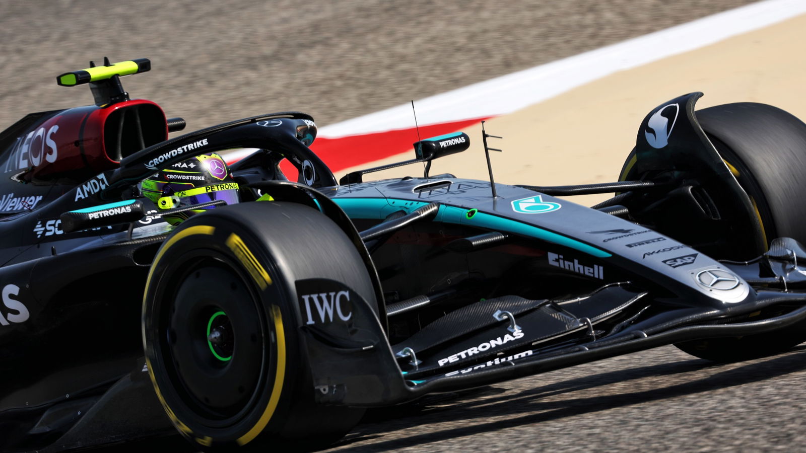 Lewis Hamilton (GBR) Mercedes AMG F1 W15. Formula 1 Testing, Sakhir, Bahrain, Day Three.- www.xpbimages.com, EMail: