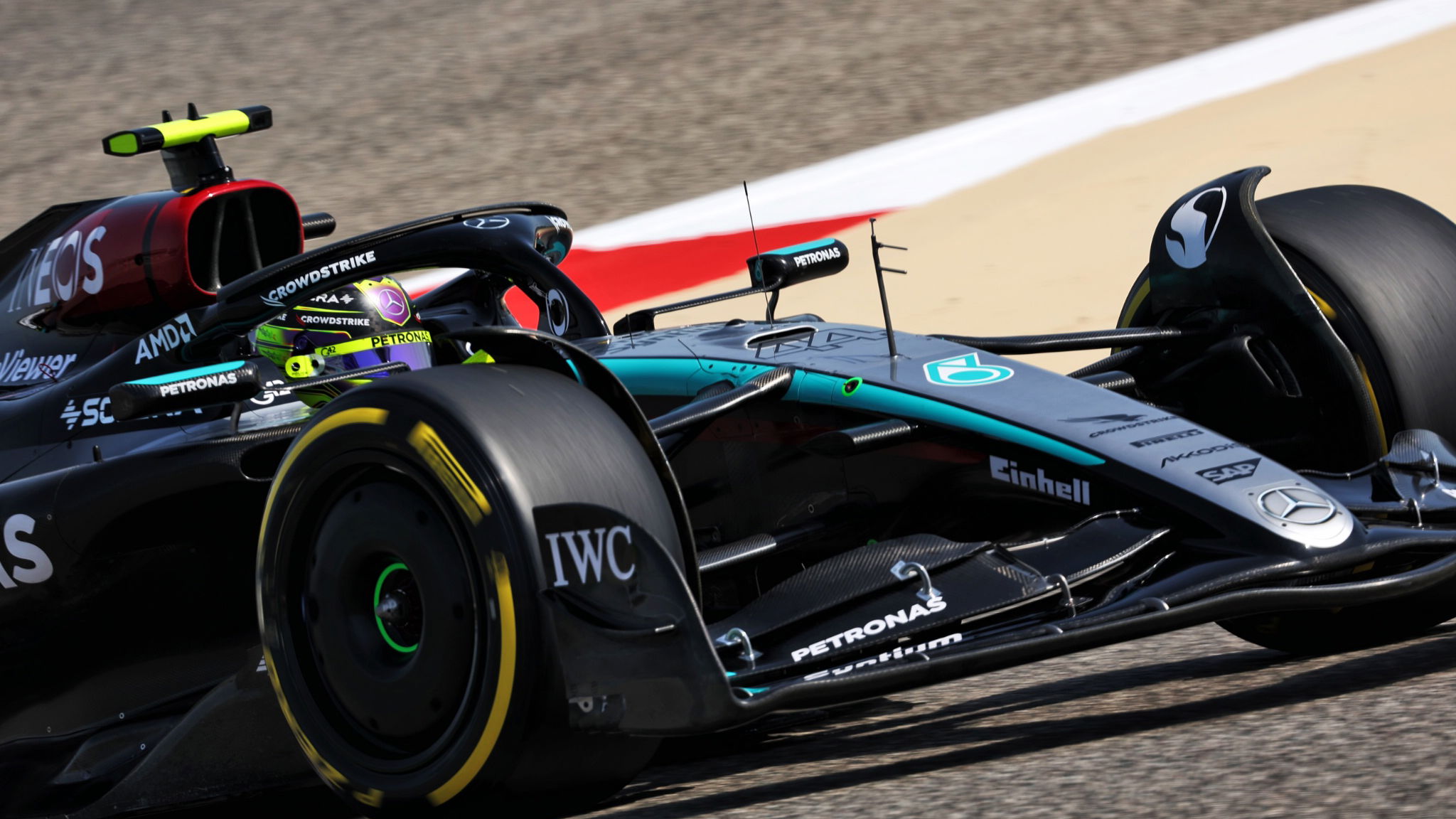 Lewis Hamilton (GBR) Mercedes AMG F1 W15. Formula 1 Testing, Sakhir, Bahrain, Day Three.- www.xpbimages.com, EMail: