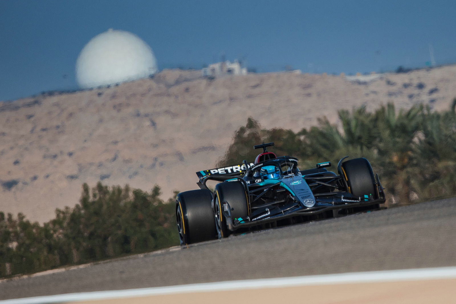 George Russell (GBR) Mercedes AMG F1 W15. Formula 1 Testing, Sakhir, Bahrain, Day Three.- www.xpbimages.com, EMail: