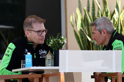 (L to R): Andreas Seidl (GER) Sauber Group Chief Executive Officer with Xevi Pujolar (ESP) Sauber Head of Trackside