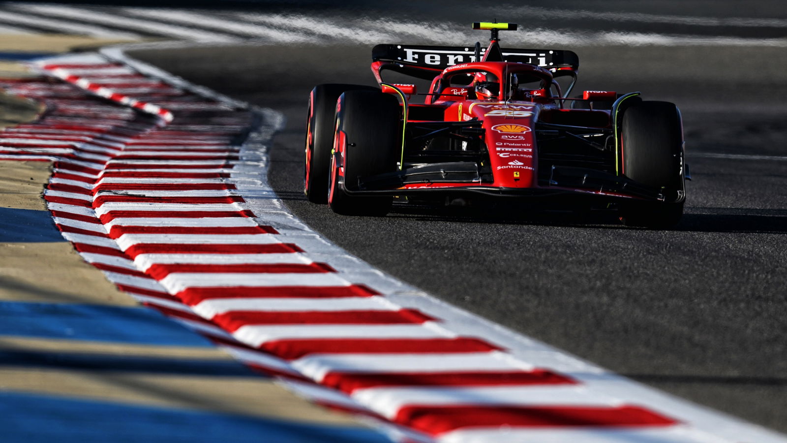 Carlos Sainz Jr (ESP) Ferrari SF-24. Formula 1 World Championship, Rd 1, Bahrain Grand Prix, Sakhir, Bahrain, Qualifying