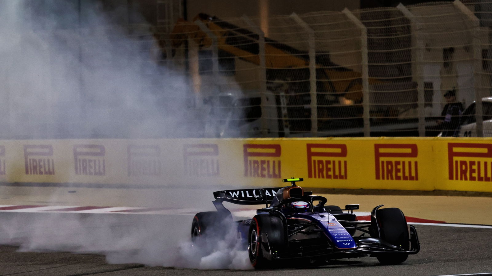 Logan Sargeant (USA) Williams Racing FW46 locks up under braking. Formula 1 World Championship, Rd 1, Bahrain Grand Prix,