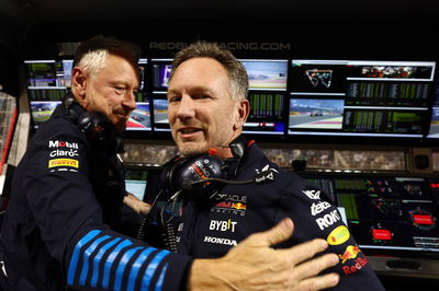 (L to R): Jonathan Wheatley (GBR) Red Bull Racing Team Manager with Christian Horner (GBR) Red Bull Racing Team Principal at