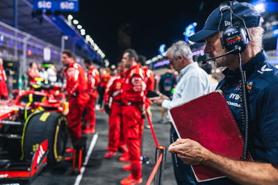 Adrian Newey (GBR) Red Bull Racing Chief Technical Officer looks at Oliver Bearman (GBR) Ferrari SF-24 Reserve Driver on the