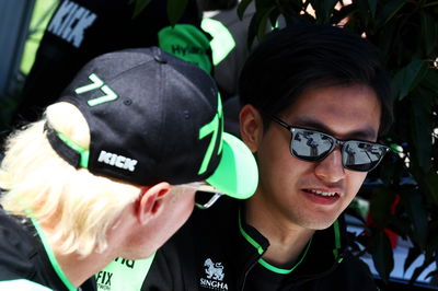 Zhou Guanyu (CHN) Sauber with team mate Valtteri Bottas (FIN) Sauber. Formula 1 World Championship, Rd 3, Australian Grand