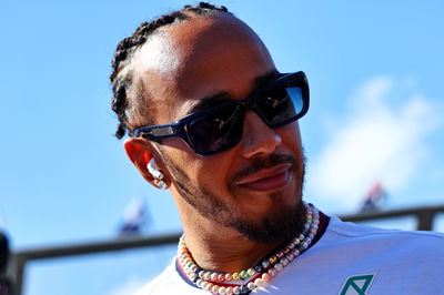 Lewis Hamilton (GBR) Mercedes AMG F1 on the drivers' parade. Formula 1 World Championship, Rd 3, Australian Grand Prix,