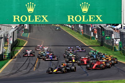 Max Verstappen (NLD) Red Bull Racing RB20 leads at the start of the race. Formula 1 World Championship, Rd 3, Australian