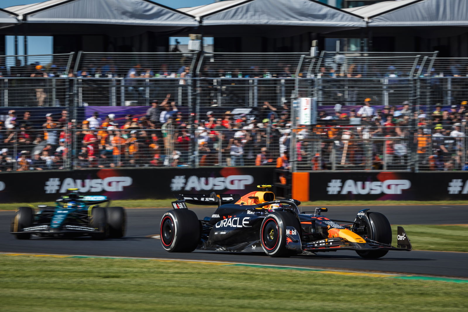 Sergio Perez (MEX) Red Bull Racing RB20. Formula 1 World Championship, Rd 3, Australian Grand Prix, Albert Park,