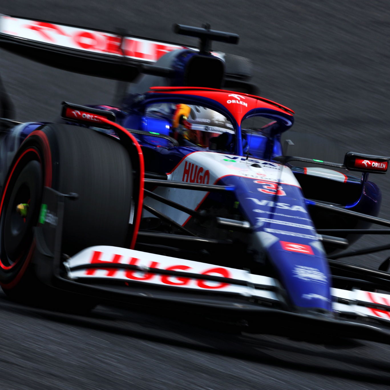 Daniel Ricciardo (AUS) RB VCARB 01. Formula 1 World Championship, Rd 4, Japanese Grand Prix, Suzuka, Japan, Qualifying