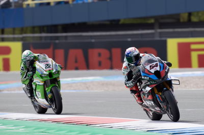 Toprak Razgatlioglu, Alex Lowes, Race1, Dutch WorldSBK, 20 April