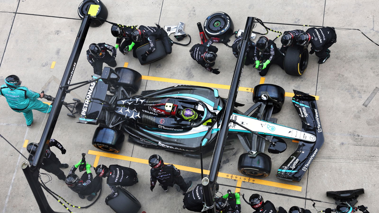 Lewis Hamilton (GBR) Mercedes AMG F1 W15 makes a pit stop. Formula 1 World Championship, Rd 5, Chinese Grand Prix,