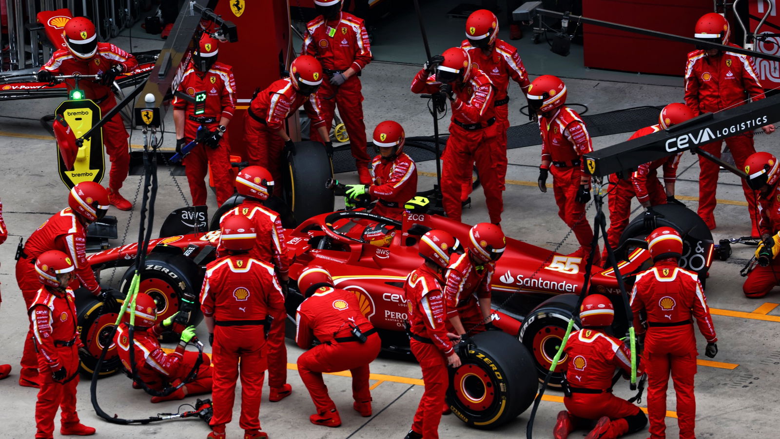 Carlos Sainz Jr (ESP) Ferrari SF-24 makes a pit stop. Formula 1 World Championship, Rd 5, Chinese Grand Prix, Shanghai,
