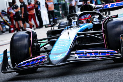 Esteban Ocon (FRA) Alpine F1 Team A524. Formula 1 World Championship, Rd 6, Miami Grand Prix, Miami, Florida, USA, Sprint