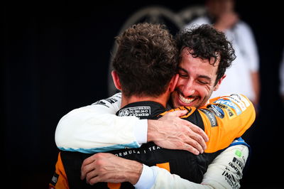 Lando Norris (GBR), McLaren F1 Team Daniel Ricciardo (AUS), RB F1 Team Formula 1 World Championship, Rd 6, Miami Grand