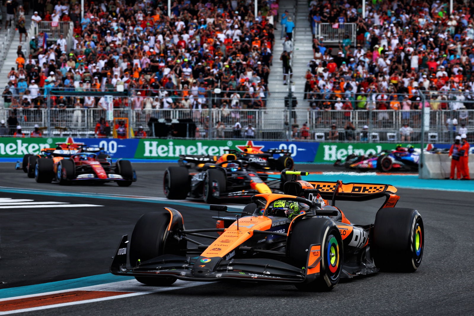 Lando Norris (GBR) McLaren MCL38. Formula 1 World Championship, Rd 6, Miami Grand Prix, Miami, Florida, USA, Race Day. -
