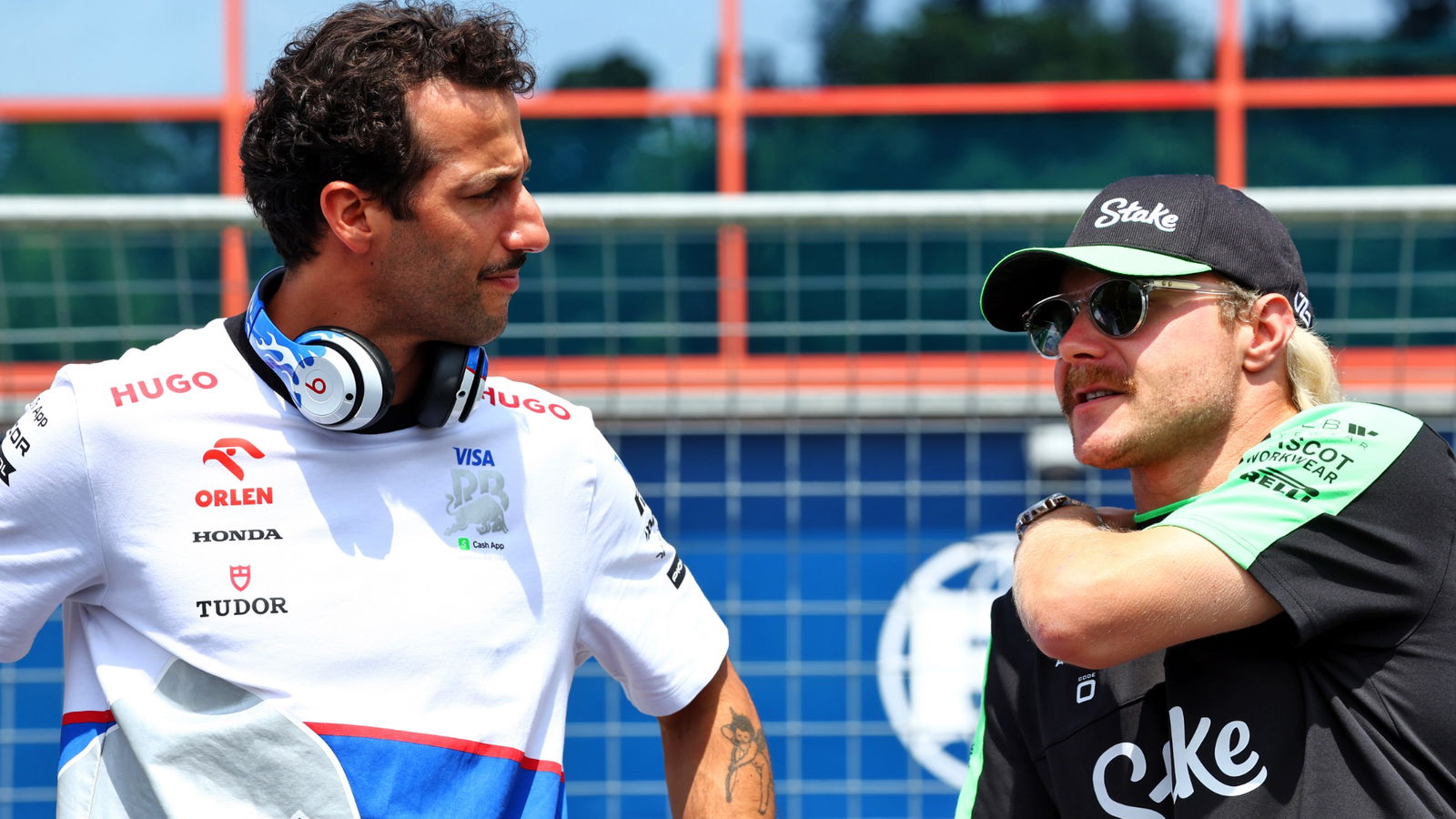 Daniel Ricciardo and Valtteri Bottas