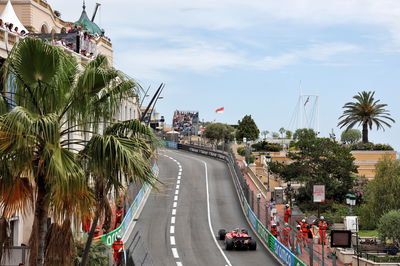 Carlos Sainz Jr (ESP) Ferrari SF-24. Formula 1 World Championship, Rd 8, Monaco Grand Prix, Monte Carlo, Monaco, Practice