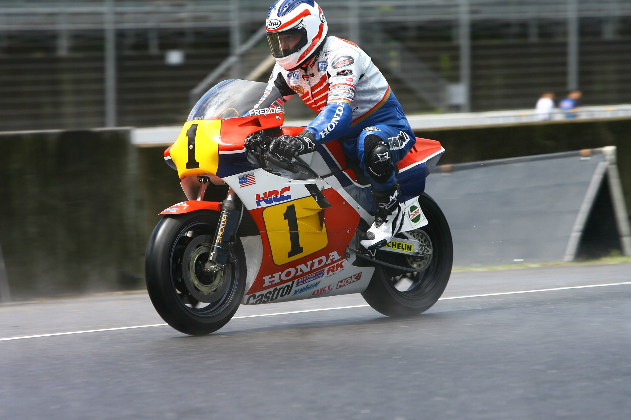 Spencer on 1984 NSR500, Japanese MotoGP
