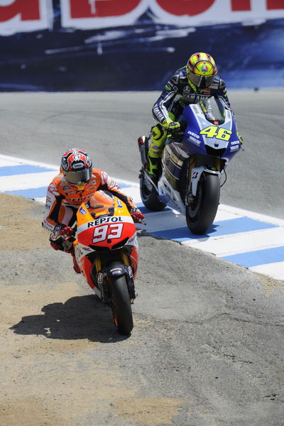 Marquez passes Rossi, U.S.MotoGP 2013