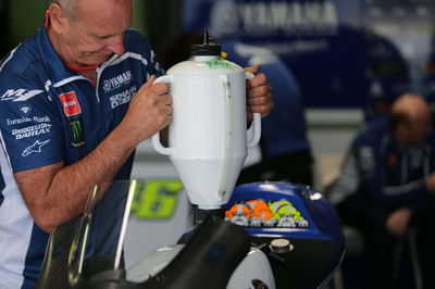 Fuel in Rossi's Yamaha, Phillip Island MotoGP tests, March 2014