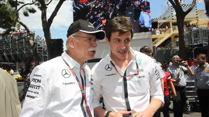 Mercedes 'sharpening pencils' to address F1 engine costs